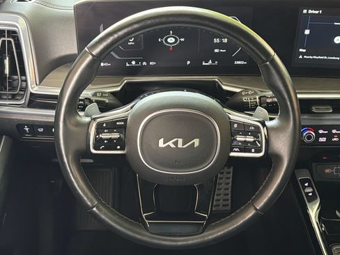 Used 2024 Kia Sorento SX Prestige AWD/4WD image 4
