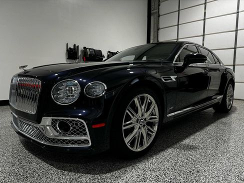 Used 2021 Bentley Flying Spur W12 AWD/4WD image 3