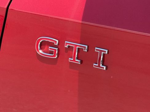 New 2026 Volkswagen GTI SE FWD image 10