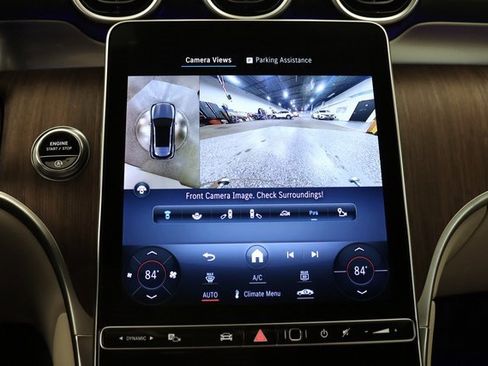 Used 2024 Mercedes-Benz GLC 300 4MATIC image 11