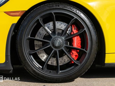 Used 2018 Porsche 911 GT3 w/ Sport Chrono Package image 9