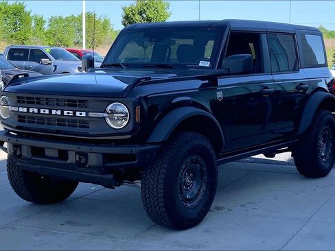 Used 2025 Ford Bronco Big Bend w/ Black Diamond Package AWD/4WD image 5