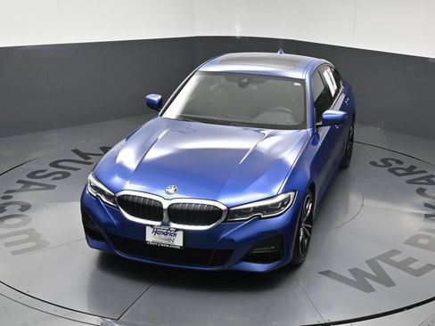 Used 2019 BMW 330i xDrive Sedan w/ M Sport Package AWD/4WD image 31