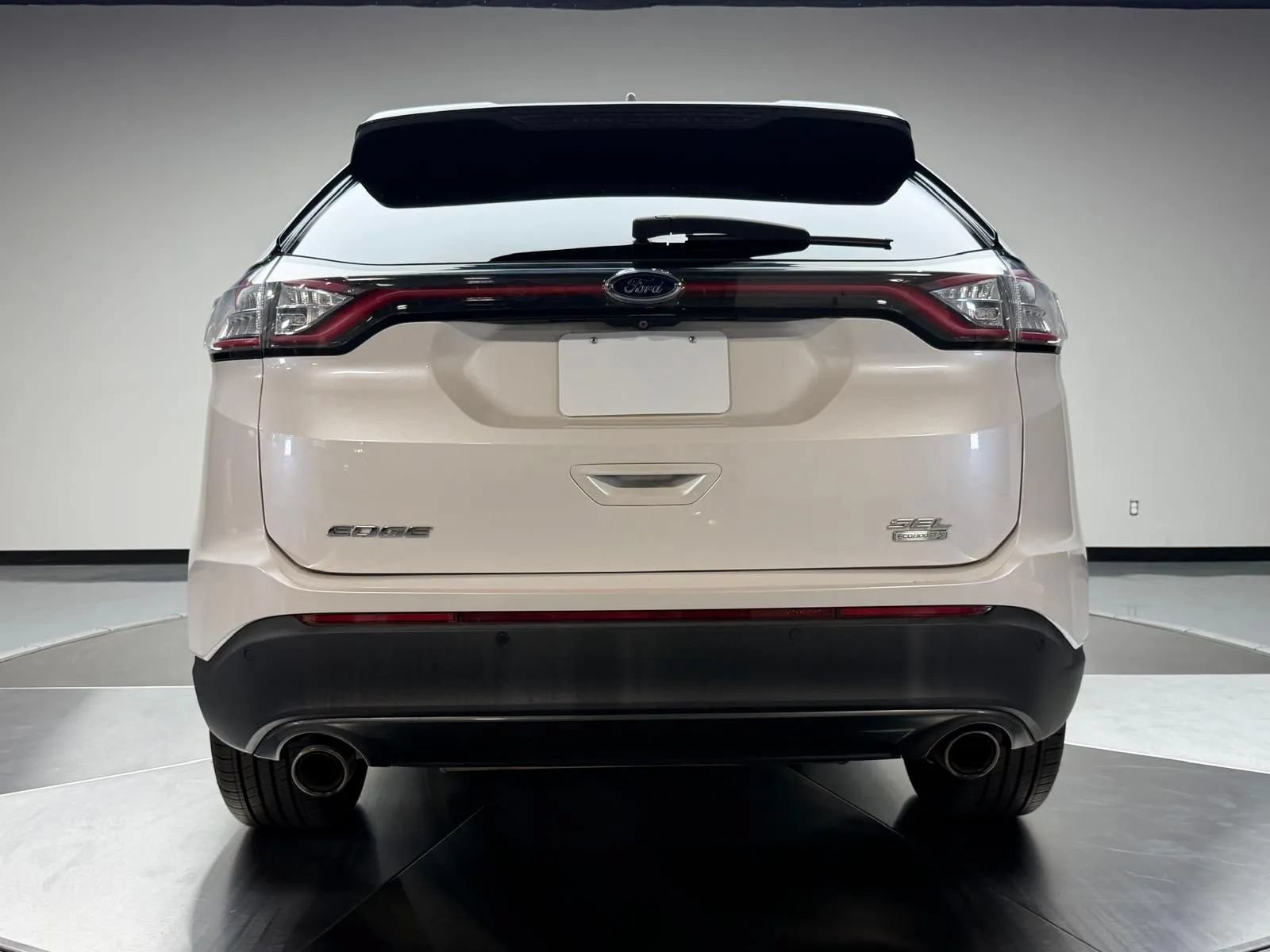 Used 2018 Ford Edge SEL w/ Equipment Group 201A FWD image 5
