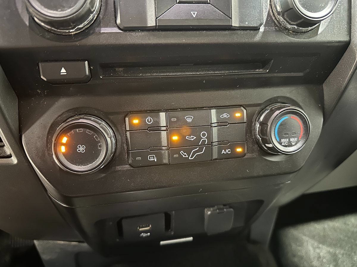 Used 2017 Ford F350 XLT RWD image 38