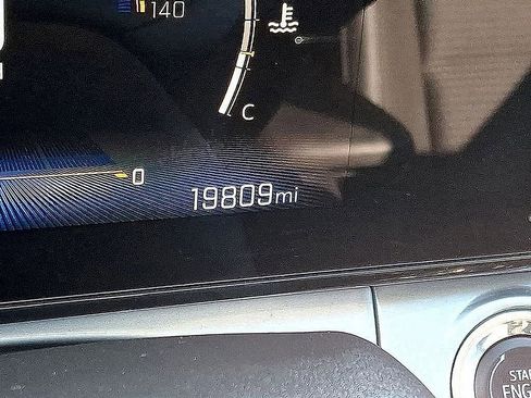 Used 2024 Chevrolet Trax LT w/ Driver Confidence Package image 23