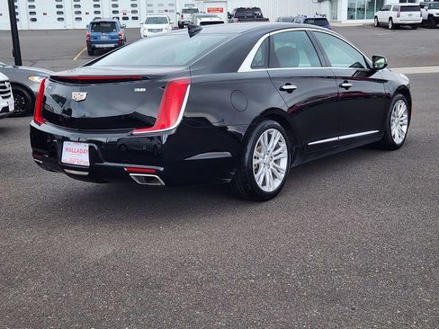 Used 2018 Cadillac XTS Luxury image 5