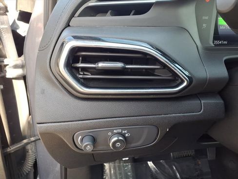 Certified 2023 Chevrolet Bolt EUV LT w/ Driver Confidence Package image 23