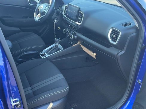 Certified 2023 Hyundai Venue SEL image 29