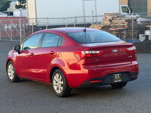 Used 2015 Kia Rio EX w/ Convenience Package FWD image 3