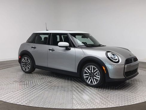 New 2026 MINI Cooper S image 2