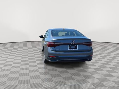 Used 2025 Volkswagen Jetta SE FWD image 7