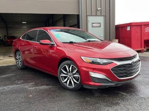 Used 2021 Chevrolet Malibu RS image 1