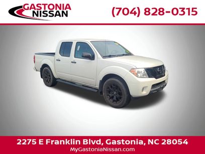 Used 2020 Nissan Frontier SV w/ Midnight Edition Floor Mats