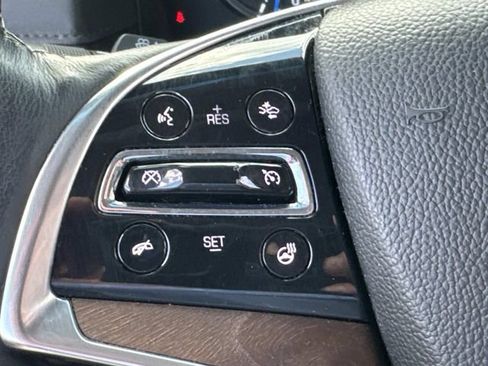 Used 2017 Cadillac Escalade Luxury image 31