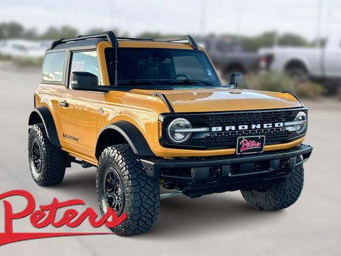 Used 2022 Ford Bronco Wildtrak image 1