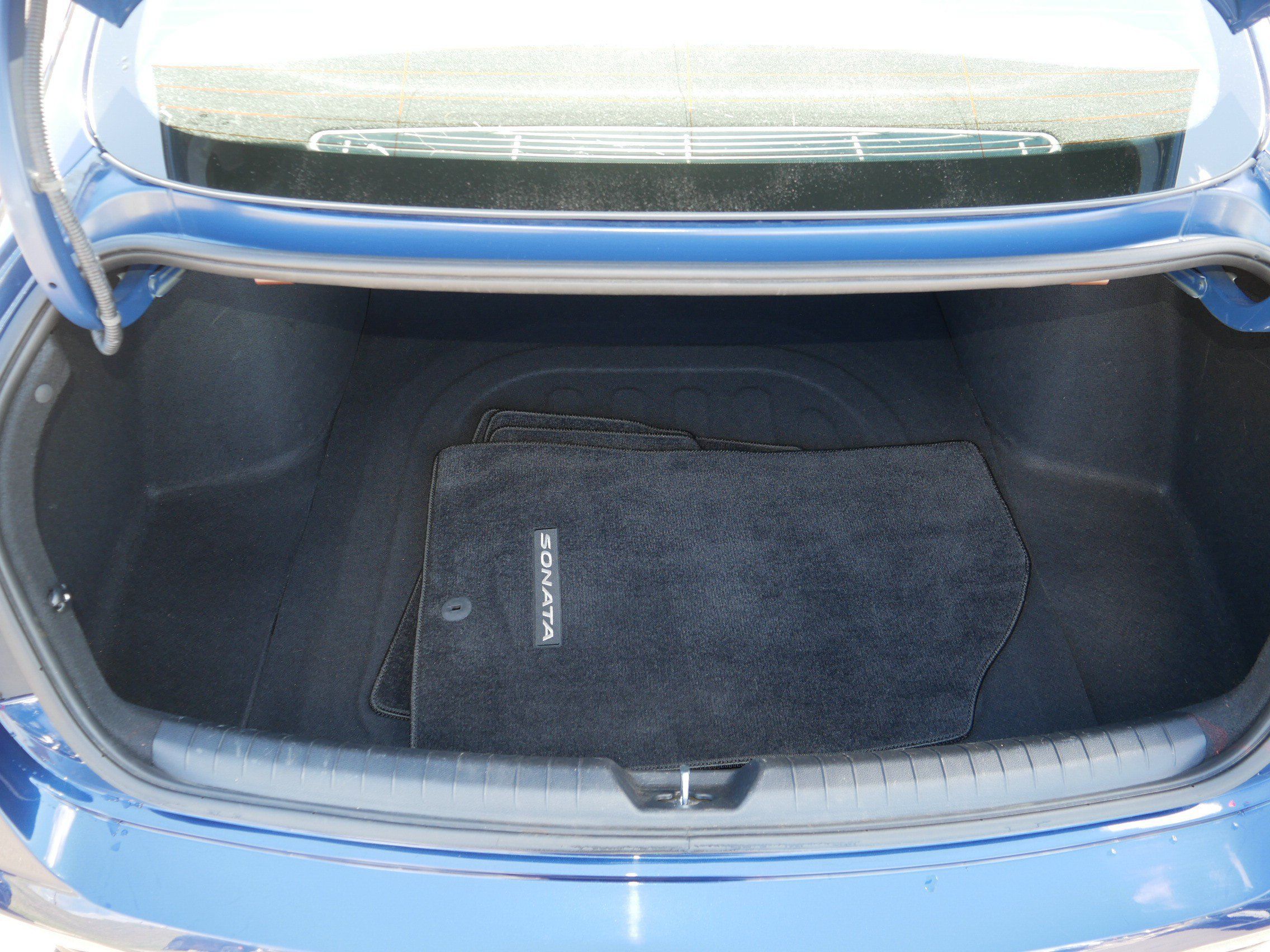 Used 2020 Hyundai Sonata SEL w/ Convenience + Sunroof Package FWD image 17