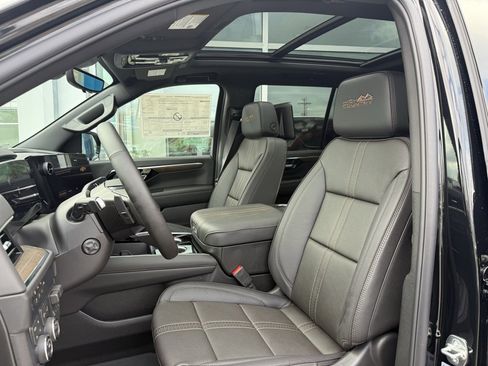 New 2026 Chevrolet Tahoe High Country image 10