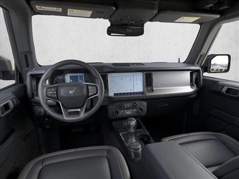 New 2025 Ford Bronco Outer Banks image 9