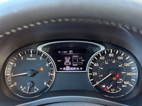 Used 2017 Nissan Pathfinder SL w/ SL Premium Package AWD/4WD image 37