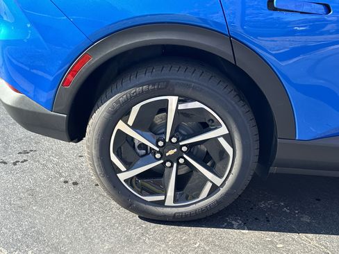 New 2026 Chevrolet Equinox EV LT w/ Comfort Package image 17