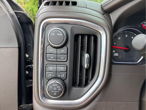 Used 2022 Chevrolet Silverado 2500 LTZ AWD/4WD image 29