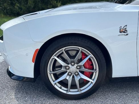 Used 2024 Dodge Charger Daytona Scat Pack w/ Plus Group AWD/4WD image 9