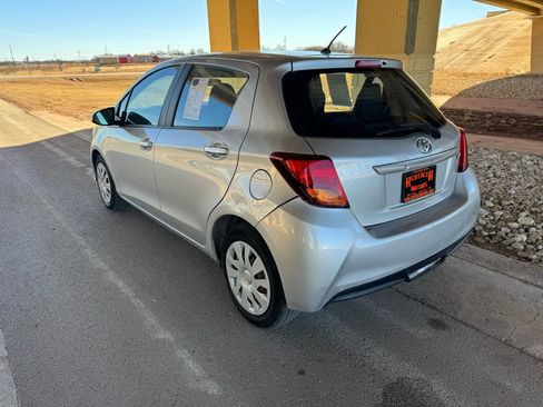 Used 2017 Toyota Yaris L image 5