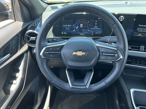 Certified 2026 Chevrolet Equinox LT FWD image 21