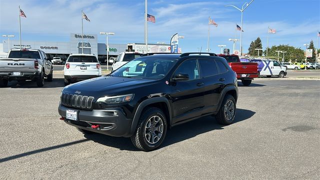 Used 2022 Jeep Cherokee Trailhawk w/ Trailer Tow Group AWD/4WD image 8