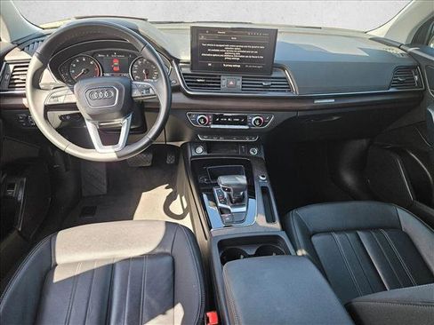 Used 2023 Audi Q5 2.0T Premium w/ Convenience Package AWD/4WD image 16