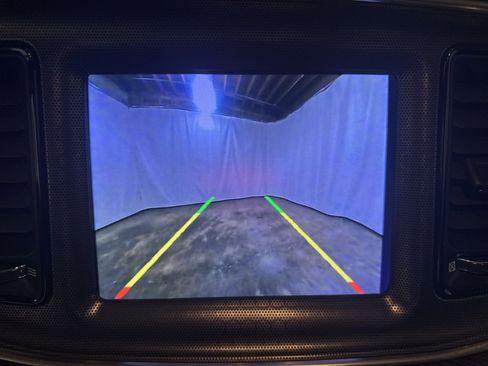 Used 2017 Dodge Challenger R/T Scat Pack w/ Leather Interior Group image 25