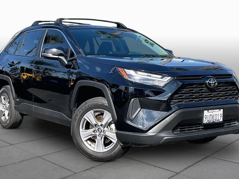 Certified 2025 Toyota RAV4 XLE AWD/4WD image 2