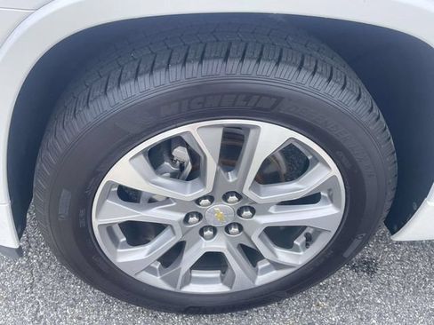 Used 2020 Chevrolet Traverse Premier AWD/4WD image 11
