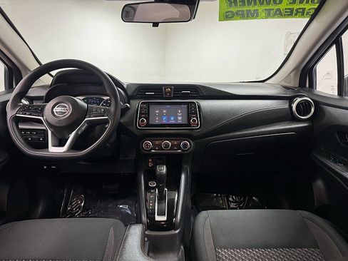 Used 2020 Nissan Versa S image 22