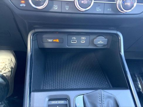 Used 2023 Honda CR-V EX image 35