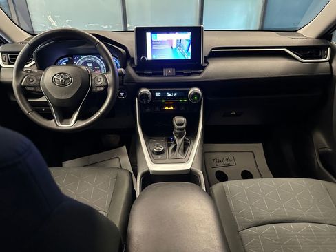 Used 2024 Toyota RAV4 XLE w/ Convenience Package AWD/4WD image 9