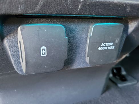 Used 2022 Ford F150 XLT w/ Equipment Group 302A High AWD/4WD image 13