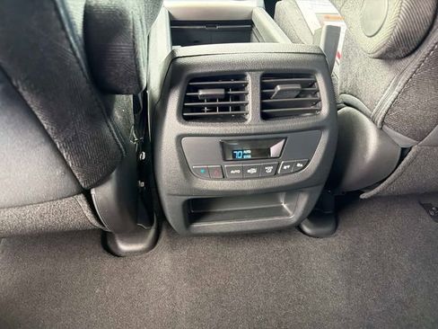 Used 2022 Honda Pilot Sport image 15