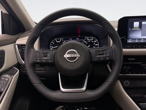 Used 2023 Nissan Rogue SL w/ SL Premium Package AWD/4WD image 12