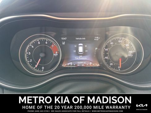 Used 2021 Jeep Cherokee Latitude Lux 80th Anniv w/ Quick Order Package 26U 80TH image 17