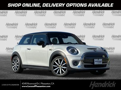 Used 2021 MINI Cooper SE w/ 8.8" Touchscreen Nav Package
