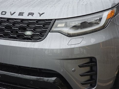 New 2026 Land Rover Discovery Dynamic SE image 34