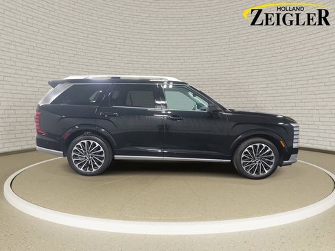 Used 2026 Hyundai Palisade Calligraphy AWD/4WD image 4