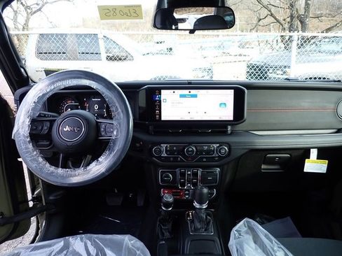 New 2026 Jeep Wrangler Unlimited Rubicon image 15