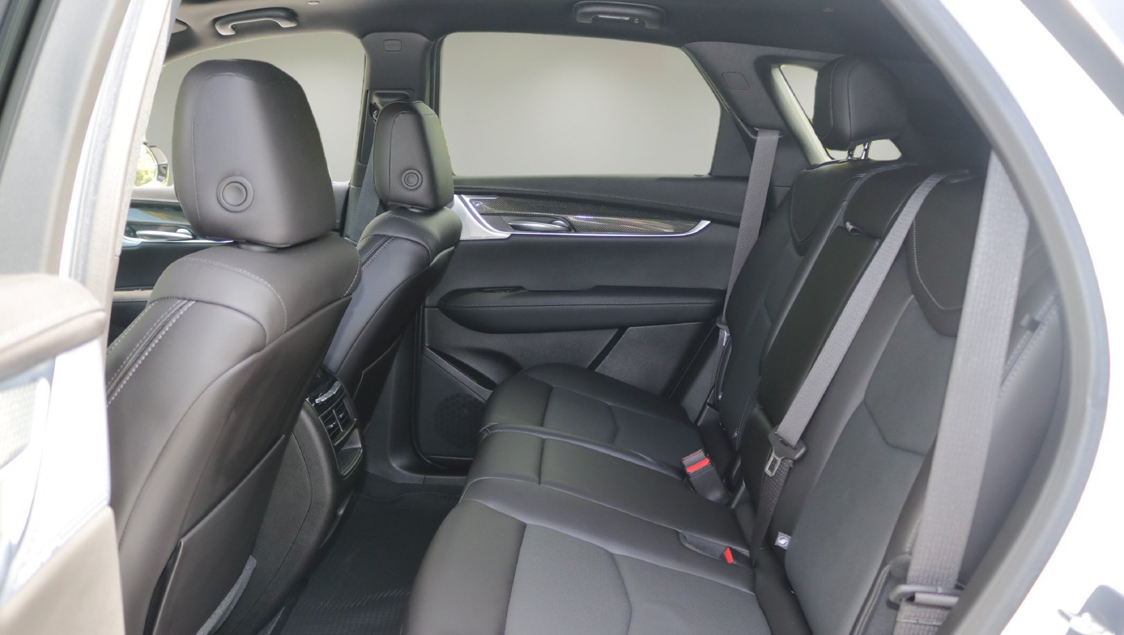 Used 2024 Cadillac XT5 Sportv w/ Technology Package AWD/4WD image 13