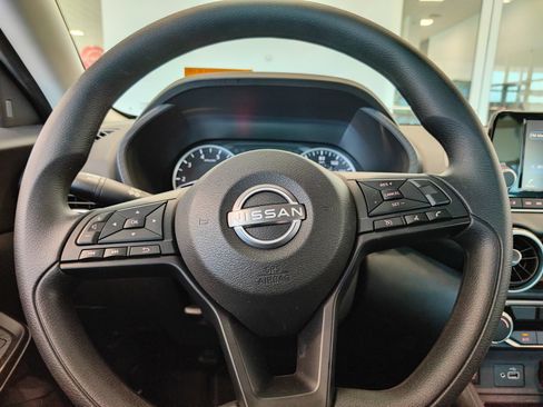 Used 2024 Nissan Sentra S FWD image 14