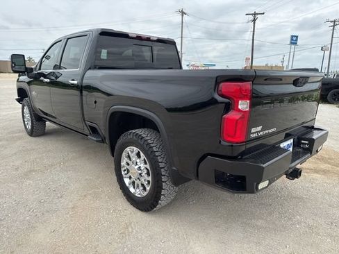 Used 2024 Chevrolet Silverado 2500 LTZ w/ LTZ Premium Texas Edition AWD/4WD image 4