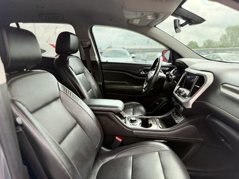 Used 2020 GMC Acadia SLT FWD image 32