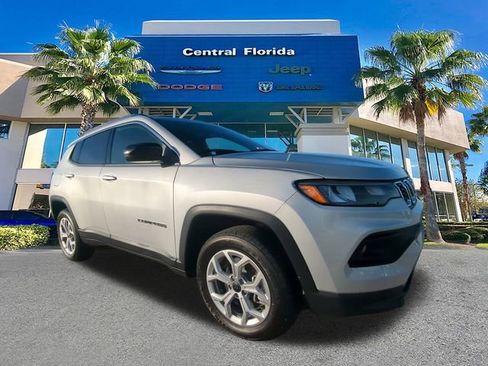 New 2026 Jeep Compass Latitude AWD/4WD image 2